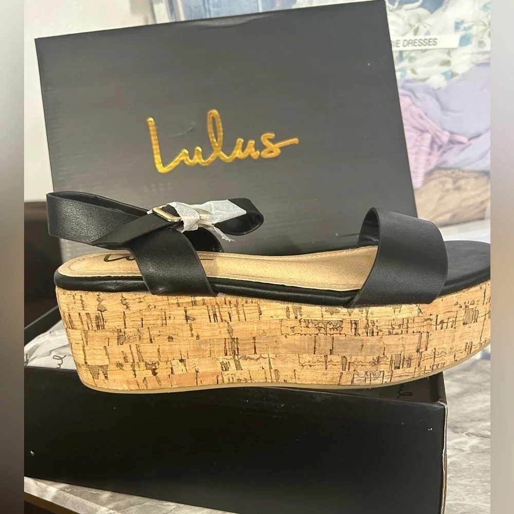 NIB Lulus Grecia Black Cork Wedge Sandals